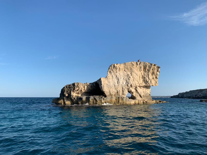 2.5-HOUR BOAT TOUR ORTIGIA+SEA CAVES+PILLIRINA+FRUIT DRINK - Key Things To Know Before You Go