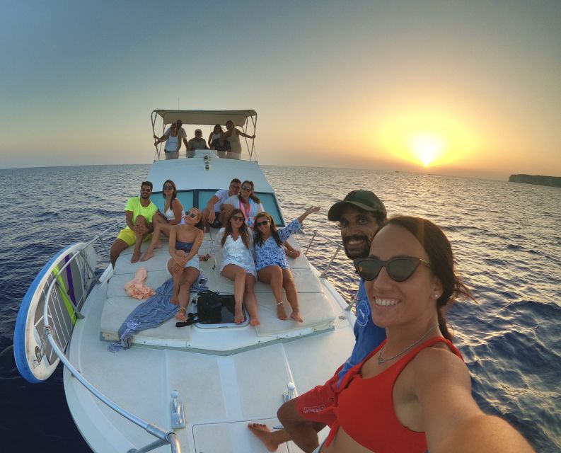 3-hour boat trip at sunset with the sighting Delfini - Key Points You’ll Care About