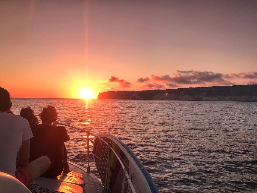 3-hour boat trip at sunset with the sighting Delfini - Your 3-Hour Timeline: Dolphin Search First, Then Aperitif and Swim
