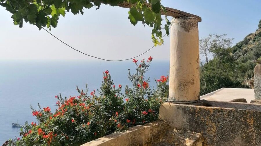 Aeolian Islands Mini Cruise: Vulcano, Lipari & Stromboli - Lipari mid-day (11:45 to 14:30): shopping, strolling, and downtime