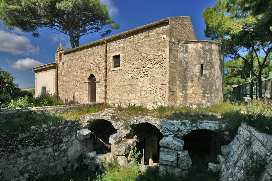 Archaeological Syracuse: Neapolis Park private tour - Grotta del Salnitro and the quarry side of daily ancient life