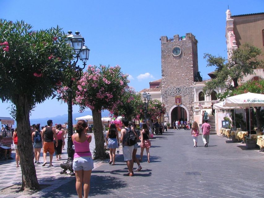 Best Tour di Taormina, Castelmola, Isola Bella e Messina - Cathedral of Messina and its astronomical clock tower stop