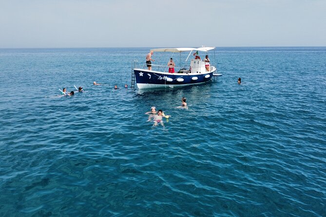 Boat excursion along the coast of Cefalù - Comfort, Space, and On-Board Reality Checks