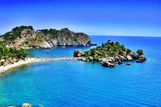 Boat tour Giardini Naxos Taormina Isola Bella Blue Grotto - Isola Bella: why this tiny island matters