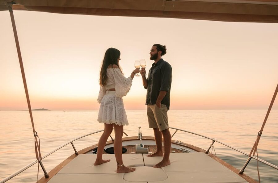 Boat Tour in Palermo: Aperitif in the Gulf of Mondello - Grotta della Regina: the aperitif finale where the setting matters