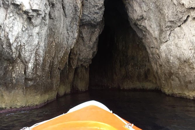 Boat tour of Ortigia Island and sea caves - Guides, Captains, and English: Why Names Like Nuncio and Ninni Matter