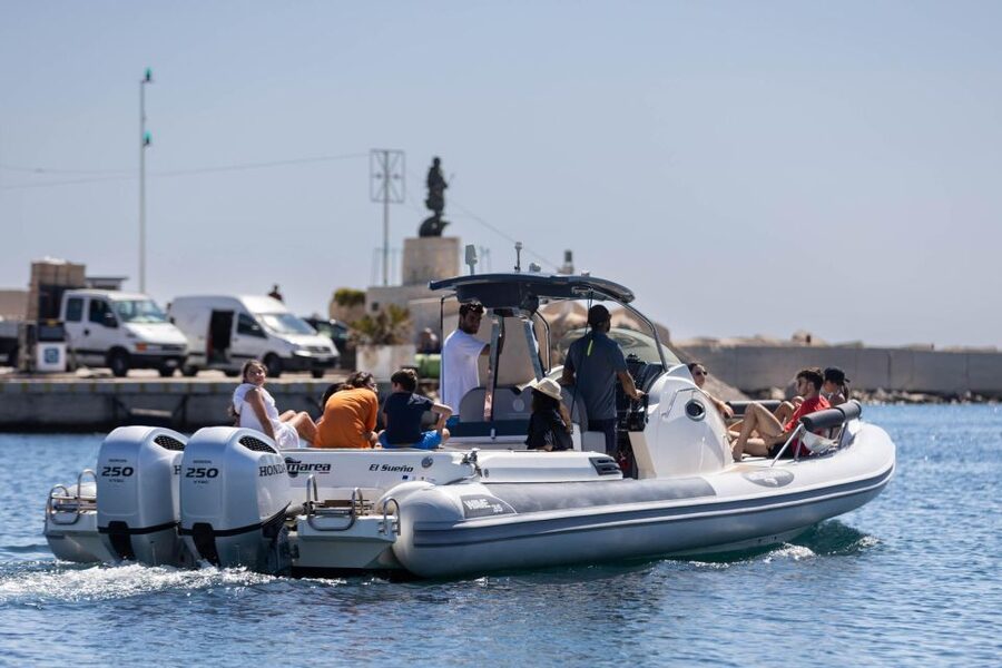Boat Tour Taormina Isola Bella Giardini Naxos 8 hours - A Taormina boat day that turns famous places into swim stops
