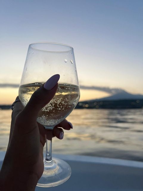 BOAT TOUR WITH APERITIF ON BOARD IN THE CYCLOPS ISLANDS - Quick hits before you go