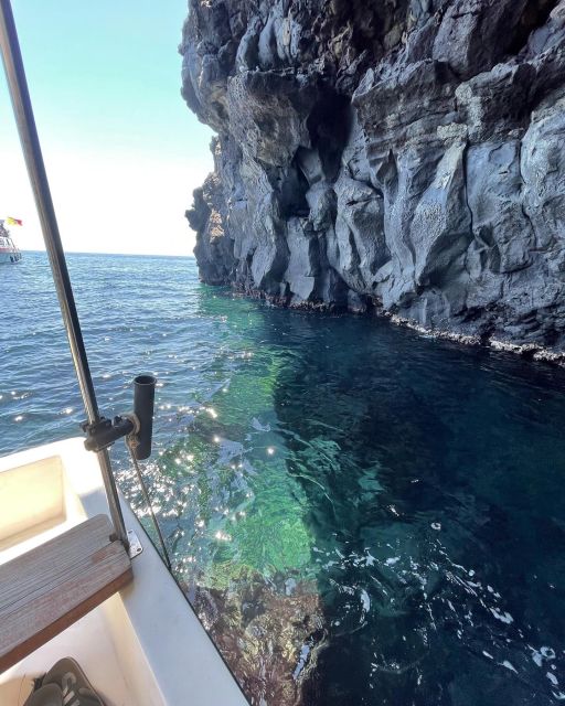 BOAT TOUR WITH APERITIF ON BOARD IN THE CYCLOPS ISLANDS - The 2-hour cruise: what happens on the water
