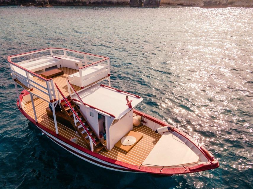 Boat tour with typical lunch in Siracusa - Arethusa Spring: the sweet spot between sea views and local legend