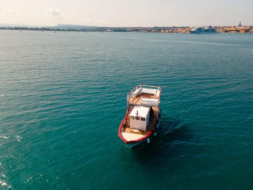 Boat tour with typical lunch in Siracusa - Viale Montedoro, 51 meeting point: what to expect before you set off