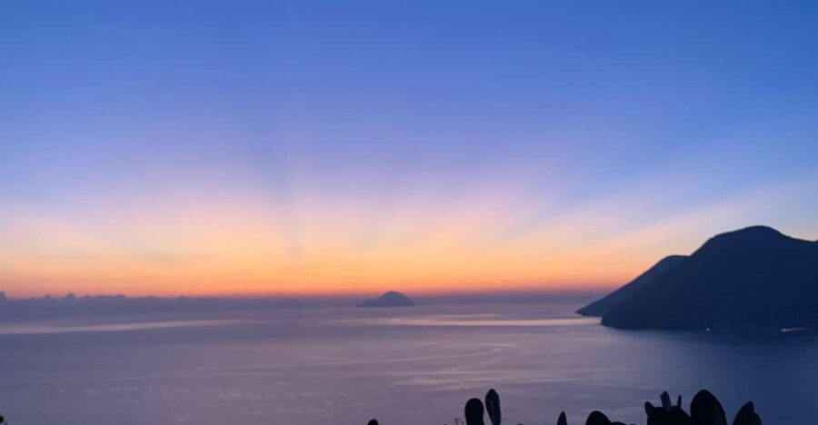 Capo d'Orlando: Mini-cruises to Salina, Lipari and Vulcano. - Getting oriented: departure, total day flow, and what the timing really means