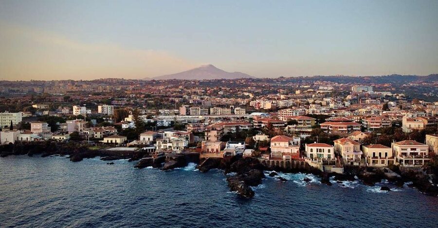 Catania: City Highlights Walking Tour - Duomo Square: get oriented, then actually enjoy the details