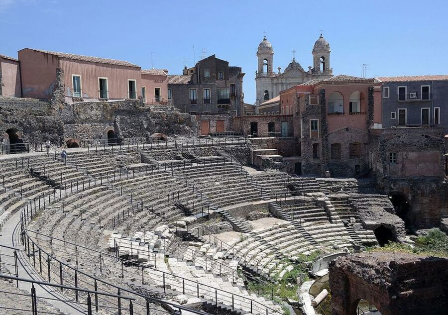 Catania: City Highlights Walking Tour - Castello Ursino: the fortress that makes history visible