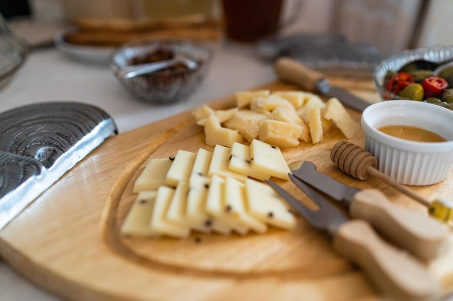 Catania: Cooking class set in a sea front historic villa - The hands-on lesson: Cavateddi alla Norma and ricotta cream