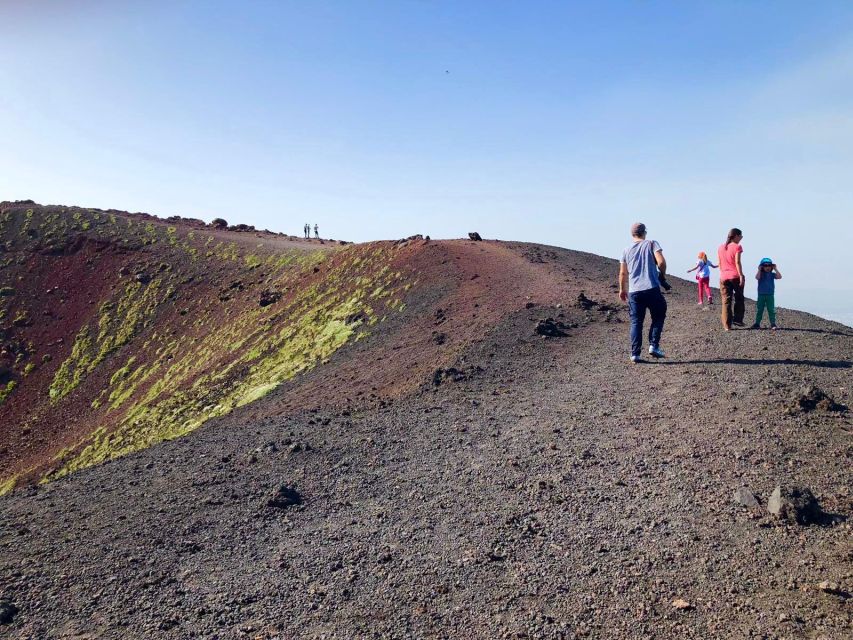 Catania: Etna Morning Excursion with Tasting and Pickup - Bove Valley viewpoints and the 1991 lava stream story