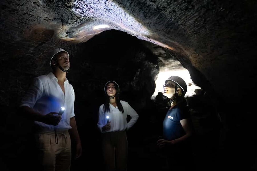 Catania: Etna Nature Tour with Hiking, Cave Visit, & Tasting - What to pack for Etna: windbreaker, layers, and solid shoes