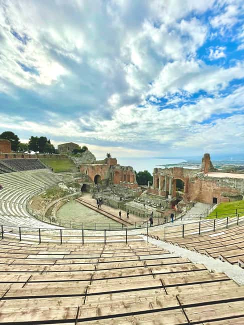 Catania: Giardini, Taormina, and Castelmola Day Trip - Ancient Theater of Taormina: the optional add-on that can be worth it