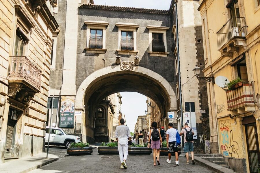 Catania: Guided Street Food Walking Tour - Pescheria Area: Cheese, Cured Meats, and the Market Atmosphere
