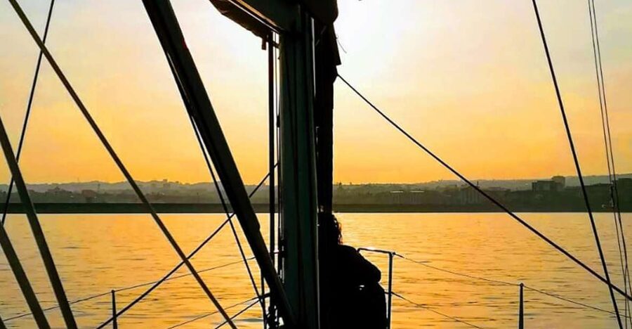 Catania: Guided Sunset Sailing Trip with Aperitif & Prosecco - The sail: prosecco aperitivo, local appetizers, and Catania’s coastline from water level