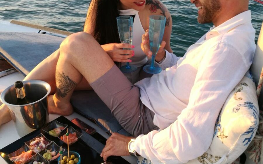 Catania: Guided Sunset Sailing Trip with Aperitif & Prosecco - Cost and value: what $767.88 per group actually buys you