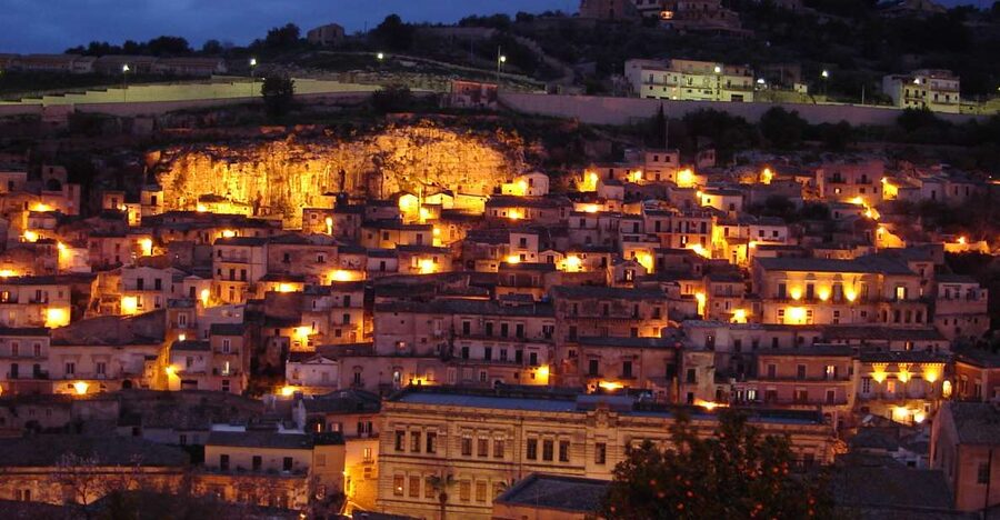 Catania: Noto, Modica and Ragusa Ibla Baroque Tour - Getting from Catania to the Val di Noto towns, without losing your whole day