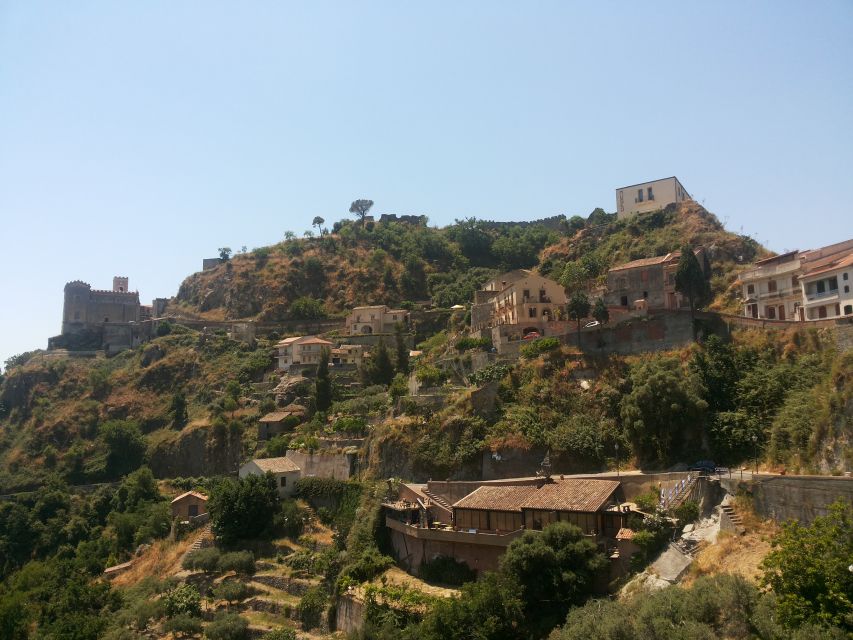 Catania: Savoca Godfather Tour & Taormina With Food Tasting - Taormina With a Real Time Budget: Monuments, Food, and Shopping