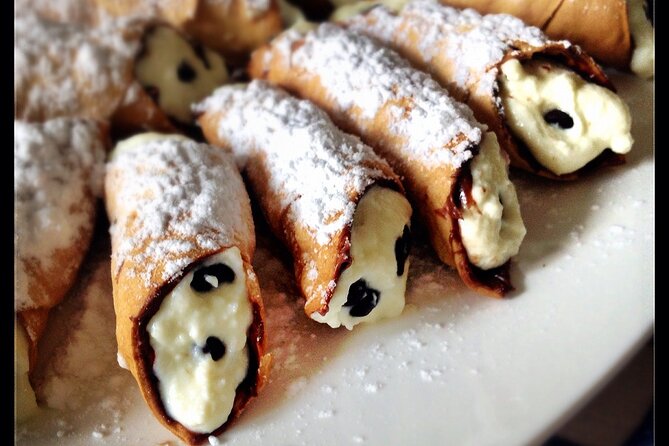 Catania Street Food Tour - Pasticceria Savia: arancini, plus the cipollina pastry stop