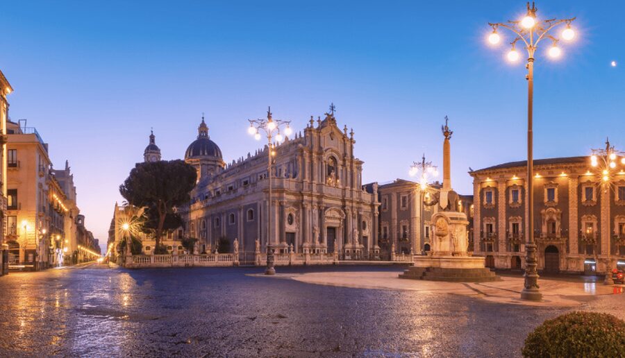 Catania Street food tour by night - La Pescheria, where you choose your street-food style