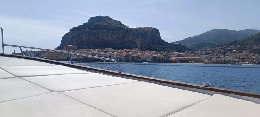 Cefalù: boat ride with swimming and aperitif - Snorkeling gear and masks: how to get value from the water time