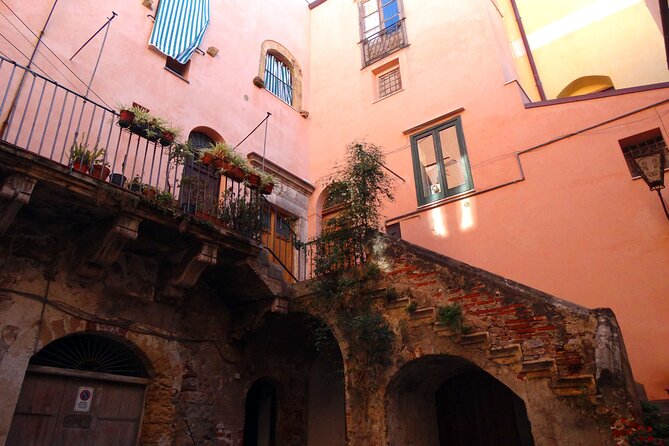 Cefalù: Guided Walking Tour & Cefalu Cathedral Mosaics - Price and what you get for $325.13 per group (up to 25)