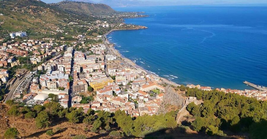 Cefalú: La Rocca Archaeological Park Guided Hiking Tour - The 9th-century BC cistern and the little church of S. Anna