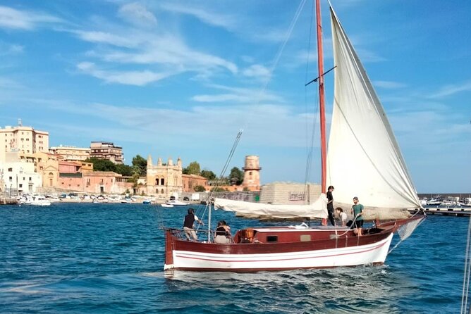 Classic Boat Tour in Palermo - Who should book this classic Palermo boat tour, and who should pause