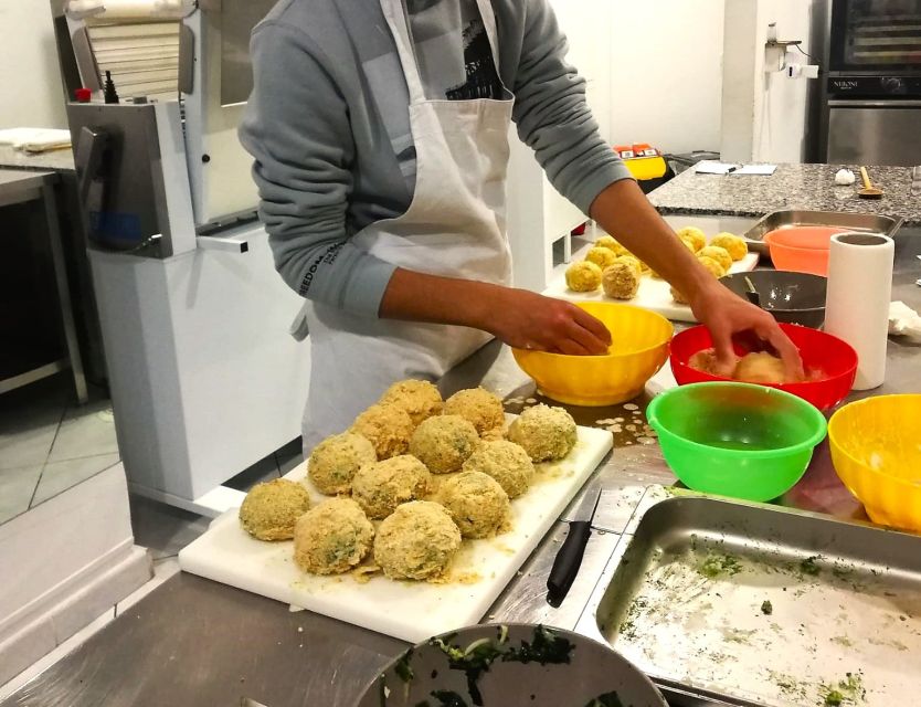 Cooking Class Arancini in Catania - Meeting point in Catania: finding the kitchen lab