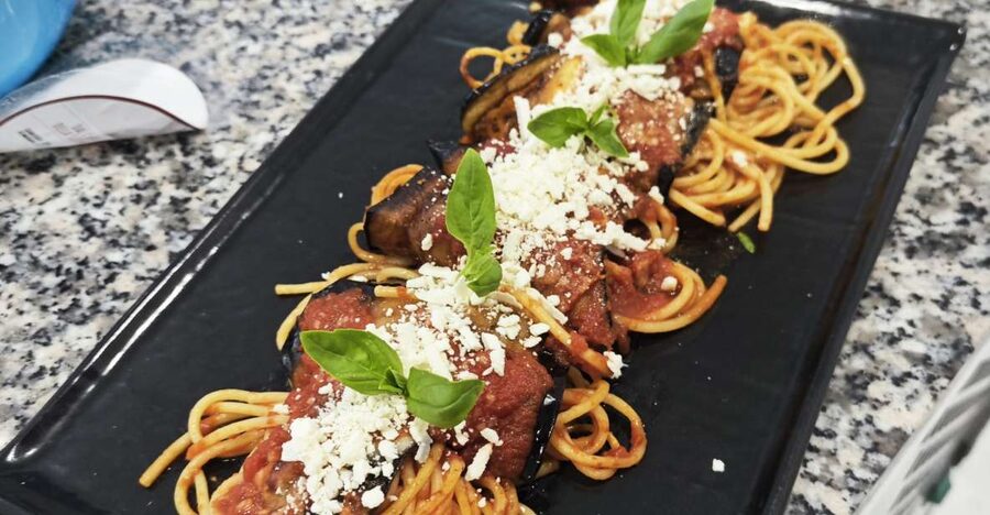 Cooking Class with lunch or dinner - Your 3-hour flow: from lab work to a full Sicilian plate