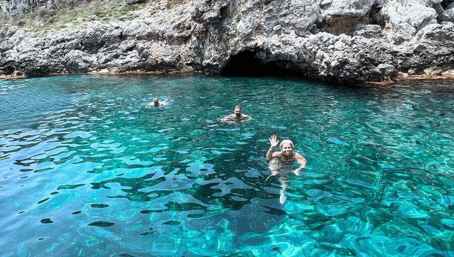 Da Trapani: Escursione alle isole Egadi Favignana & Levanzo - Favignana and Levanzo from Trapani, the day-trip that actually feels like Sicily