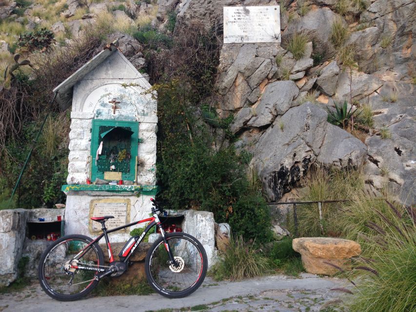Discover MtPellegrino with a PRIVATE Guided Bike Tour - Food tasting during the cool-down break