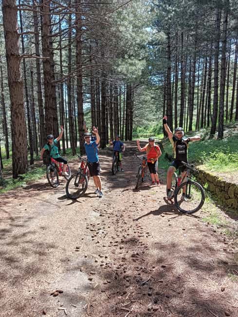 E-mtb tour through lava flows and down to Alcantara gorges - A one-day ride linking Etna lava trails to the Alcantara gorges