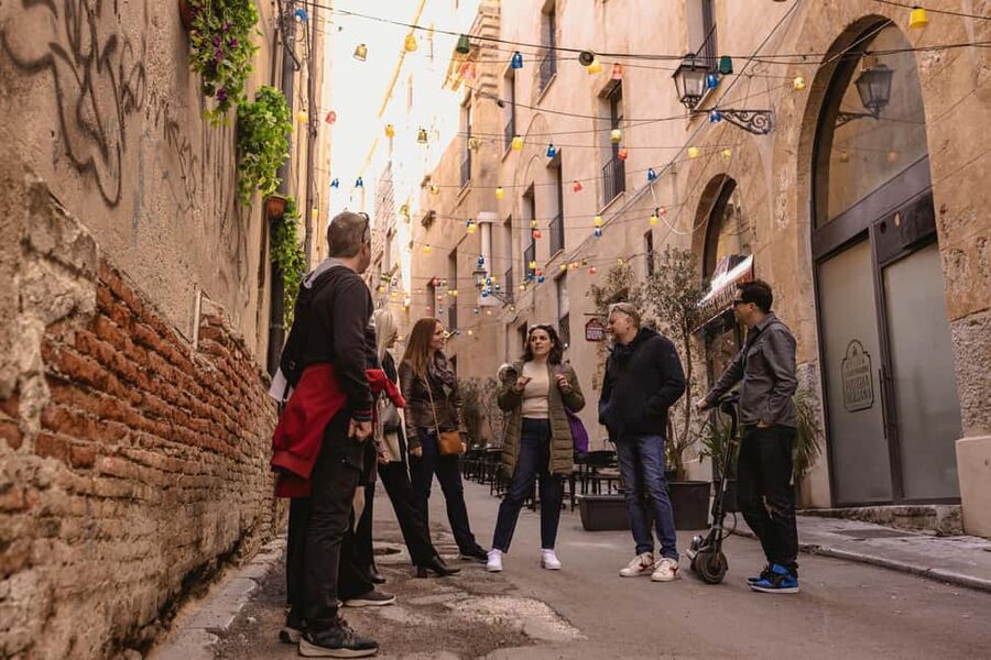 Eating Palermo: Evening Food & Wine Tour - Why Palermo at night feels like a real local meal