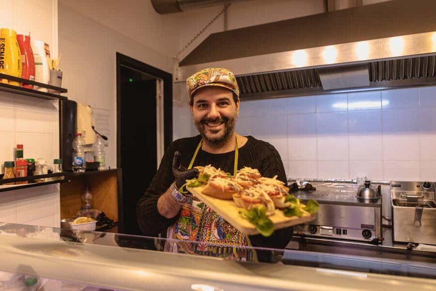 Eating Palermo: Evening Food & Wine Tour - Who this tour suits best (and who should look elsewhere)