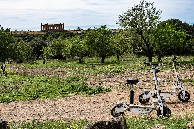 Electric scooter tour inside the Valley of the Temples Agrigento - Electric scooters through Agrigento: the real appeal