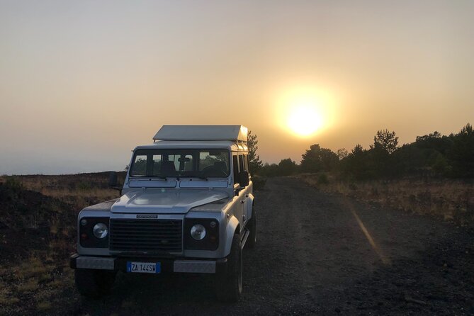 Etna at sunset - 4x4 tour with Sicilian sweet aperitif - Getting to Trecastagni and Joining a 4x4 Rhythm