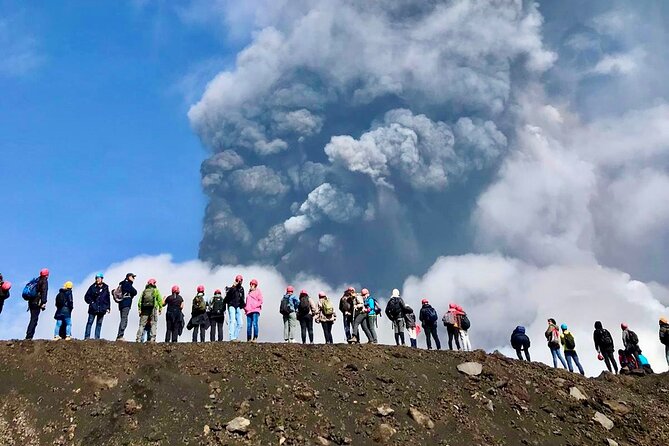 Etna excursion 3000 meters with 4x4 cable car and Trekking - Gear, cold, dust, and why your feet matter more than your camera