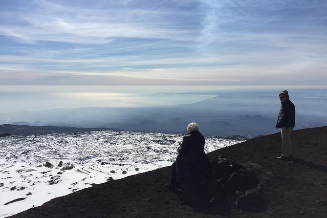 Etna Morning Tour (starting from Catania) - Exploring a lava tube cave with helmets and flash lights