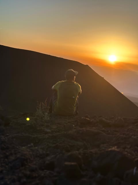 ETNA SUNSET: GUIDED TOUR OF ETNA WITH PICKUP FROM CATANIA - Zafferana Etnea food stop, where the tour turns local
