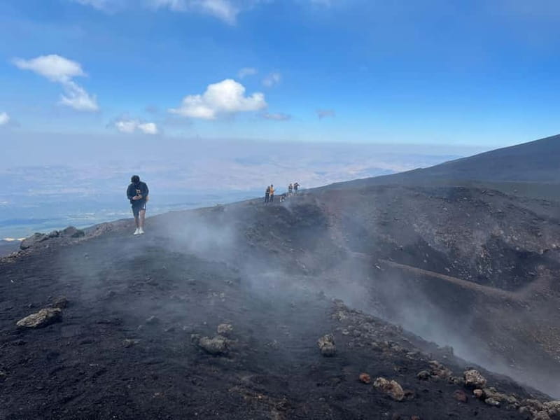 ETNA: TOUR GUIDATO DELL'ETNA CON PRELIEVO DA CATANIA - Rifugio Sapienza, Then Up Around 2000 Meters: Where Views Start to Feel Real