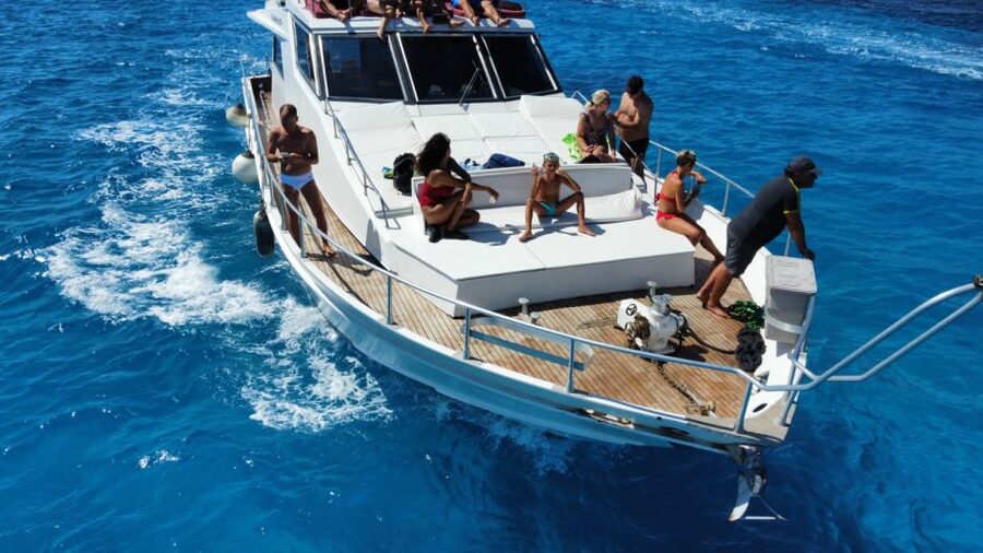 Favignana and Levanzo in relax with yacht Floen - Cala Azzurra, Aperitif, and That First Time in the Water