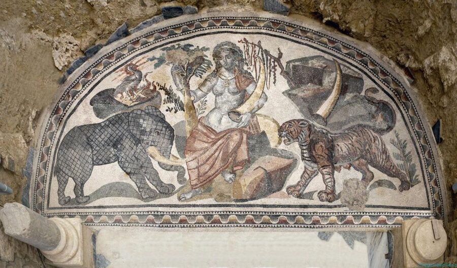 From Catania: Agrigento-Piazza Armerina Audio-guided Tour - How the day starts and the ride in between