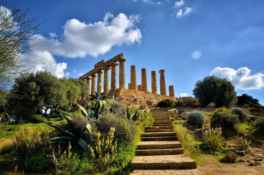 From Catania: Agrigento-Piazza Armerina Audio-guided Tour - Comfortable van rules, timing pressure, and how to enjoy it anyway