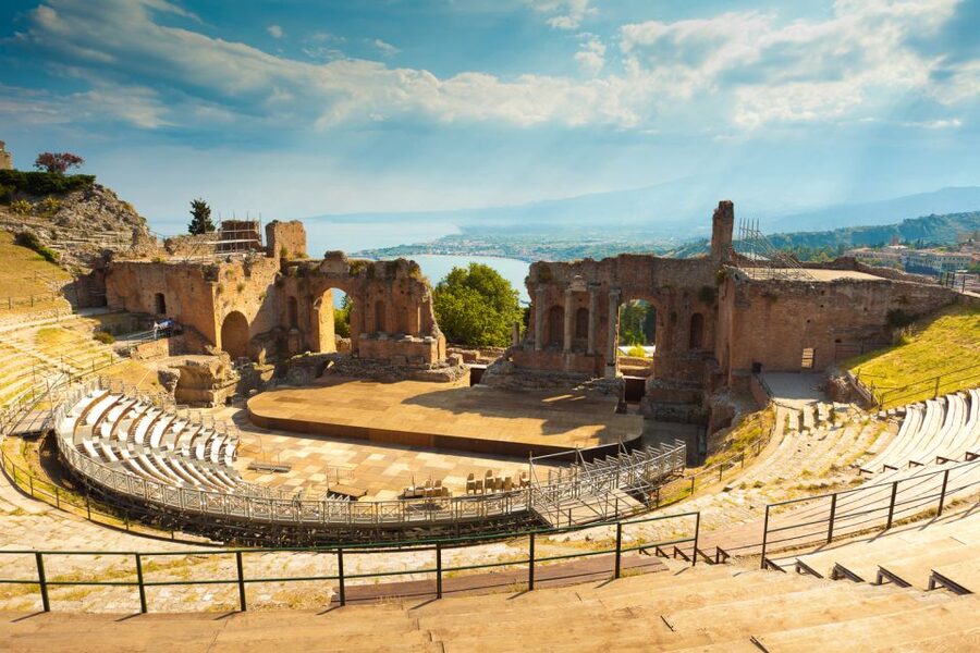 From Catania: Day Trip to Mount Etna and Taormina - Guides who make the volcano make sense